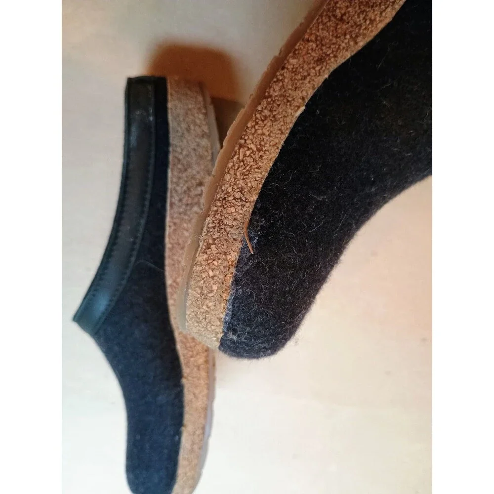 Haflinger Men’s GRIZZLY Charcoal Gray Wool Clogs Slippers Size 43 US Sz 10